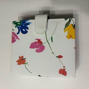 Cosmetic Beauty Bag Makeup Bag White Floral